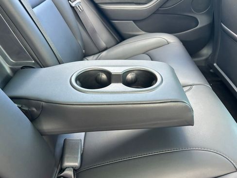 Used 2023 Tesla Model 3 Standard Range image 49