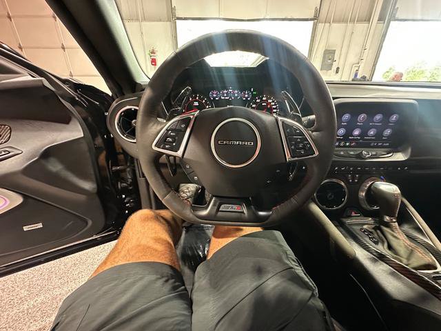 Used 2022 Chevrolet Camaro ZL1 RWD image 27