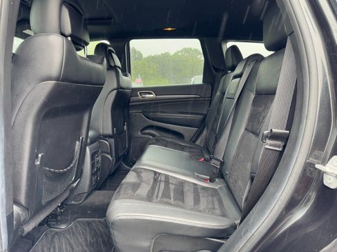 Used 2014 Jeep Grand Cherokee Altitude image 16