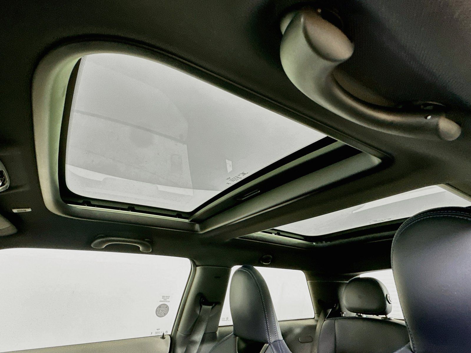 New 2026 MINI Cooper 2-Door Hardtop FWD image 29