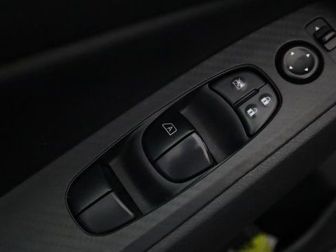 Used 2023 Nissan Altima 2.5 S image 14