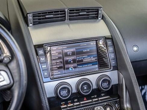 Used 2014 Jaguar F-TYPE Convertible image 35