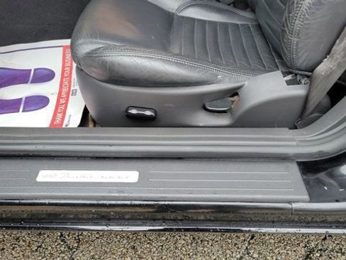 Used 2002 Ford Thunderbird image 10