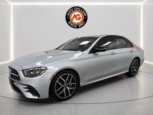 Used 2022 Mercedes-Benz E 350 Sedan image 3