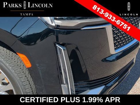 Used 2022 Cadillac Escalade Premium Luxury AWD/4WD image 6