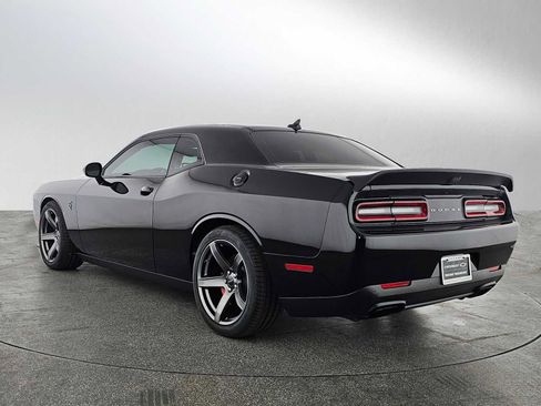 Used 2021 Dodge Challenger SRT Hellcat Redeye image 5