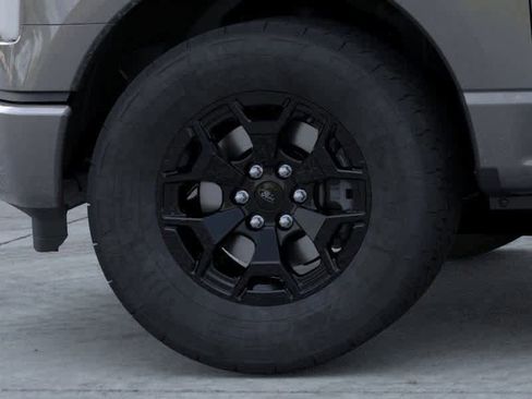 New 2025 Ford F150 Lightning XLT image 19