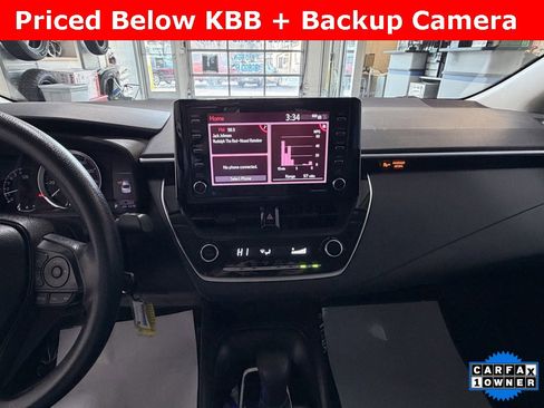 Used 2021 Toyota Corolla LE image 10
