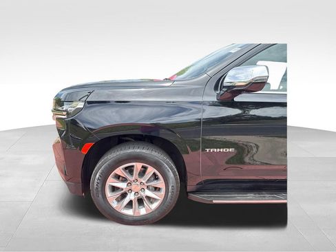 Used 2024 Chevrolet Tahoe Premier AWD/4WD image 32