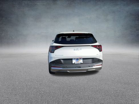 New 2026 Kia Sportage S image 18