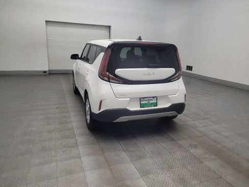 Used 2025 Kia Soul LX w/ LX Technology Package image 5