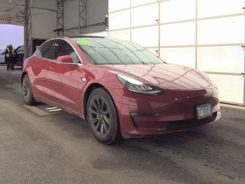 Used 2018 Tesla Model 3 Long Range image 3