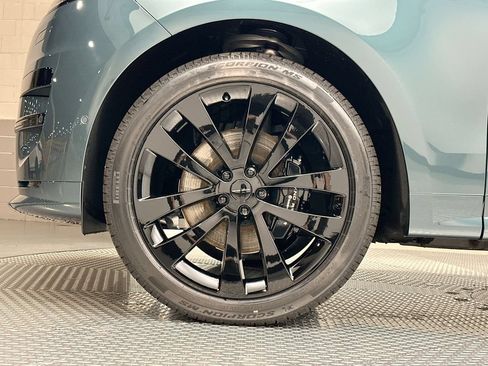 New 2027 Land Rover Range Rover Sport Dynamic SE AWD/4WD image 7