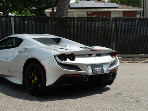 Used 2022 Ferrari F8 Tributo RWD image 56