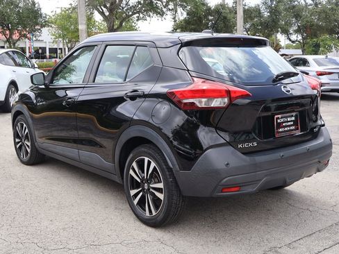 Used 2020 Nissan Kicks SV FWD image 6