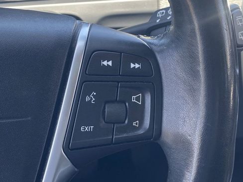 Used 2018 Volvo V60 T5 Dynamic w/ Vision Package FWD image 25