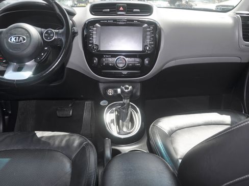 Used 2017 Kia Soul + w/ Primo Package image 33