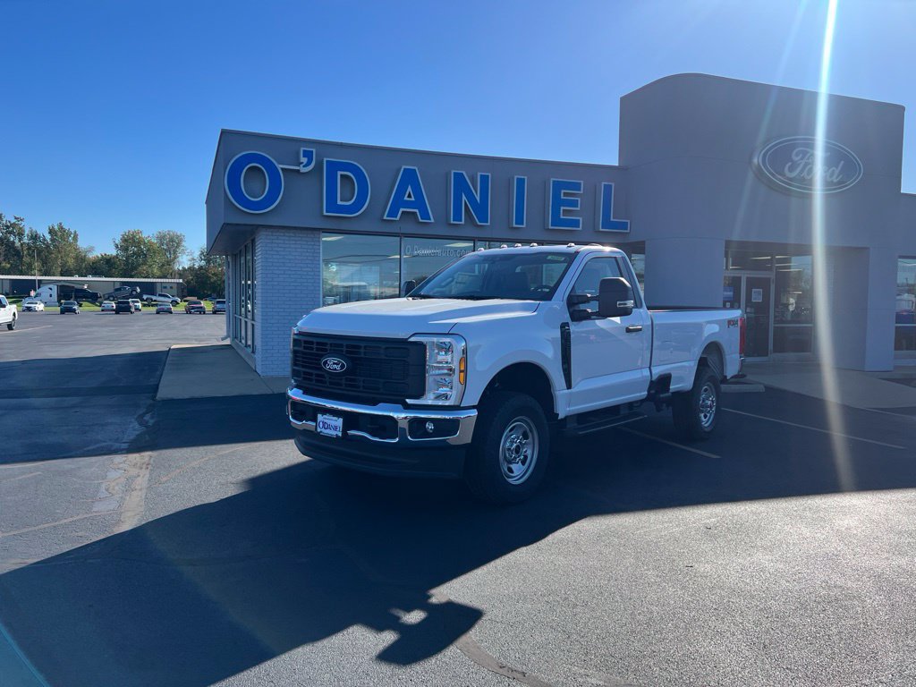New 2027 Ford F350 XL w/ FX4 Off-Road Package AWD/4WD 360° Tour