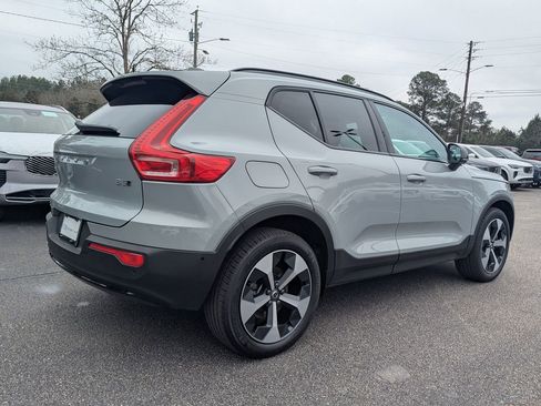 Certified 2026 Volvo XC40 B5 Plus w/ Protection Package Premier AWD/4WD image 7