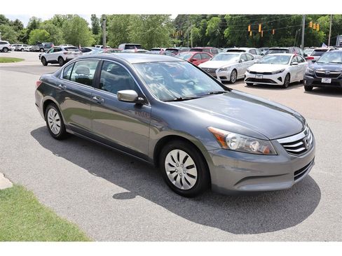 Used 2012 Honda Accord LX image 7