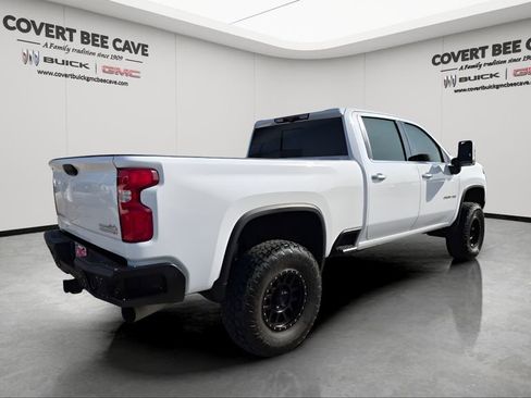 Used 2020 Chevrolet Silverado 2500 High Country w/ Z71 Off-Road Package image 9