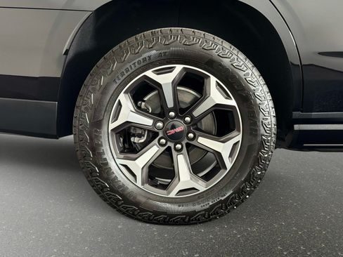 Used 2026 GMC Yukon AT4 Ultimate w/ LPO, Floor Liner Package AWD/4WD image 16