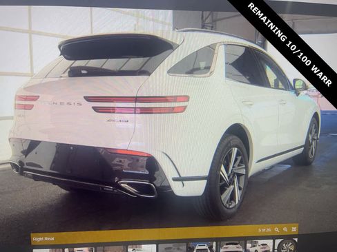 Used 2026 Genesis GV70 3.5T Sport Advanced image 4