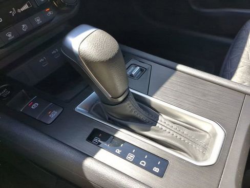 New 2026 Nissan Kicks SV w/ Cold Weather Package FWD image 19