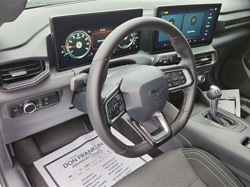 Used 2024 Ford Mustang Coupe image 18