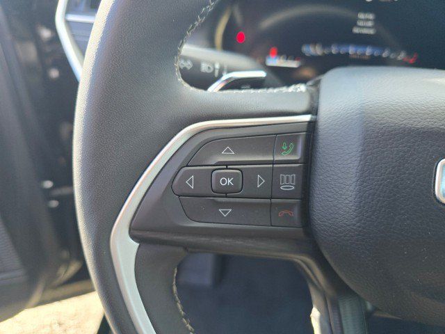 Used 2024 Jeep Grand Cherokee L Altitude AWD/4WD image 31