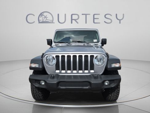 Used 2018 Jeep Wrangler Sport AWD/4WD image 8