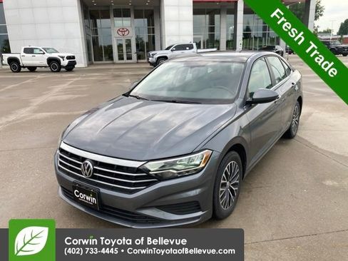 Used 2019 Volkswagen Jetta SE FWD image 8