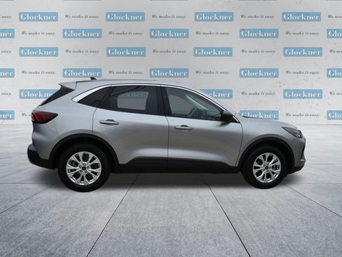 Used 2024 Ford Escape Active w/ Cold Weather Package image 4