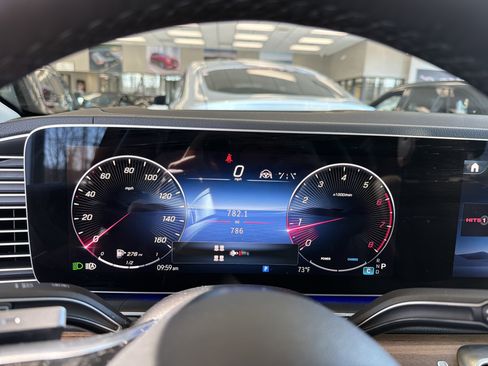 Used 2026 Mercedes-Benz GLS 450 4MATIC image 18