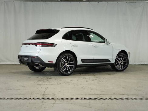 Certified 2025 Porsche Macan AWD/4WD image 7