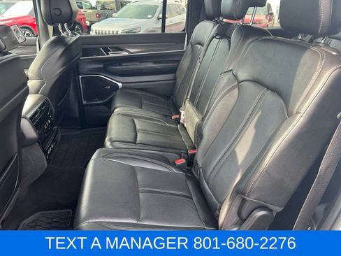 Used 2023 Jeep Wagoneer Series III w/ Preferred Equipment Group AWD/4WD image 37