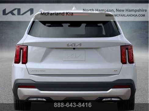 New 2026 Kia Sorento S w/ S Panoramic Sunroof Package image 13