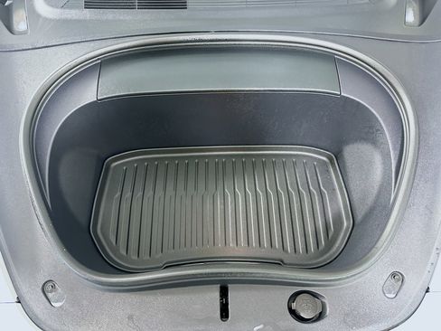 Used 2024 Tesla Model 3 Long Range image 34