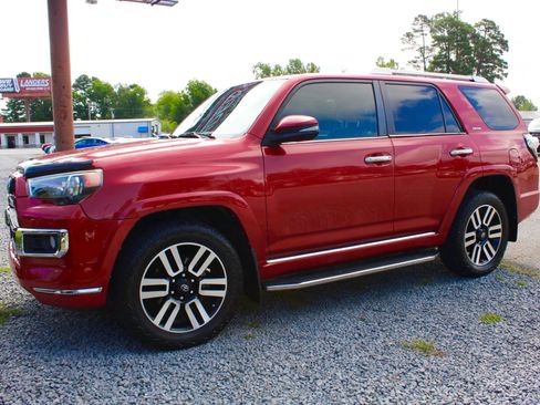 Used 2015 Toyota 4Runner 4WD image 3