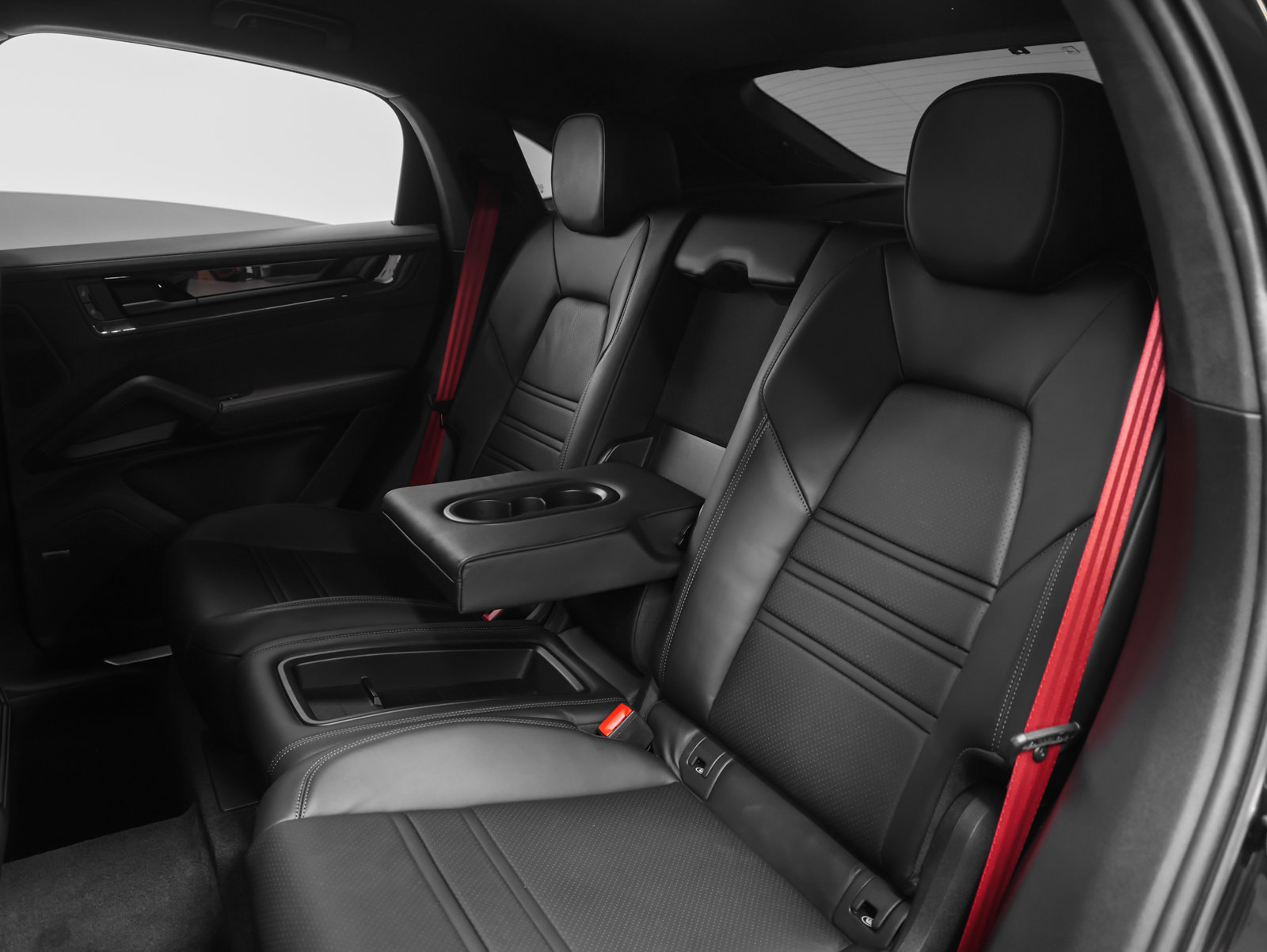 Certified 2024 Porsche Cayenne Turbo GT AWD/4WD image 48