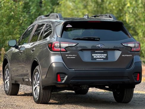 Certified 2021 Subaru Outback Premium w/ Popular Package #1 AWD/4WD image 5