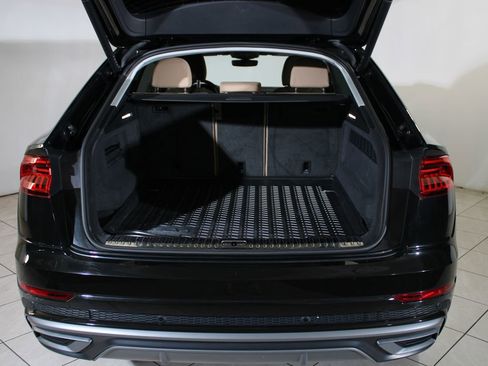 Used 2023 Audi Q8 Premium Plus image 22