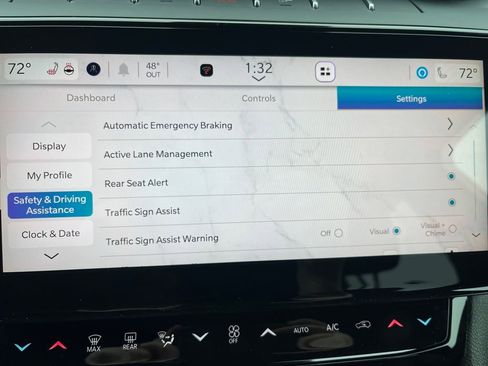 New 2026 Jeep Grand Cherokee L Limited w/ Limited Altitude Package image 9