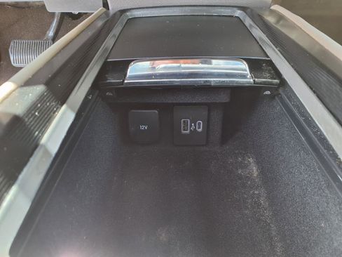 Used 2022 Lincoln Corsair Reserve w/ Equipment Group 201A image 19