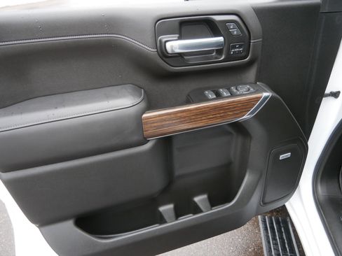 Used 2022 Chevrolet Silverado 3500 High Country w/ Z71 Off-Road Package image 21