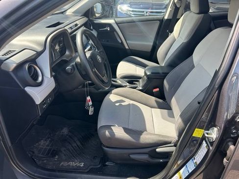 Used 2015 Toyota RAV4 XLE AWD/4WD image 14