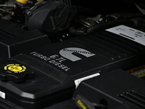 Used 2019 RAM 3500 Laramie w/ Black Appearance Package image 24