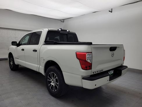 Used 2022 Nissan Titan SV image 5