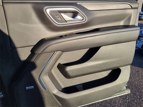 Used 2024 Chevrolet Tahoe LT image 19