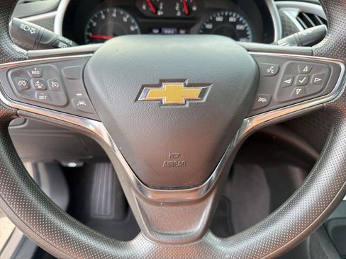 Used 2024 Chevrolet Malibu LT FWD image 18